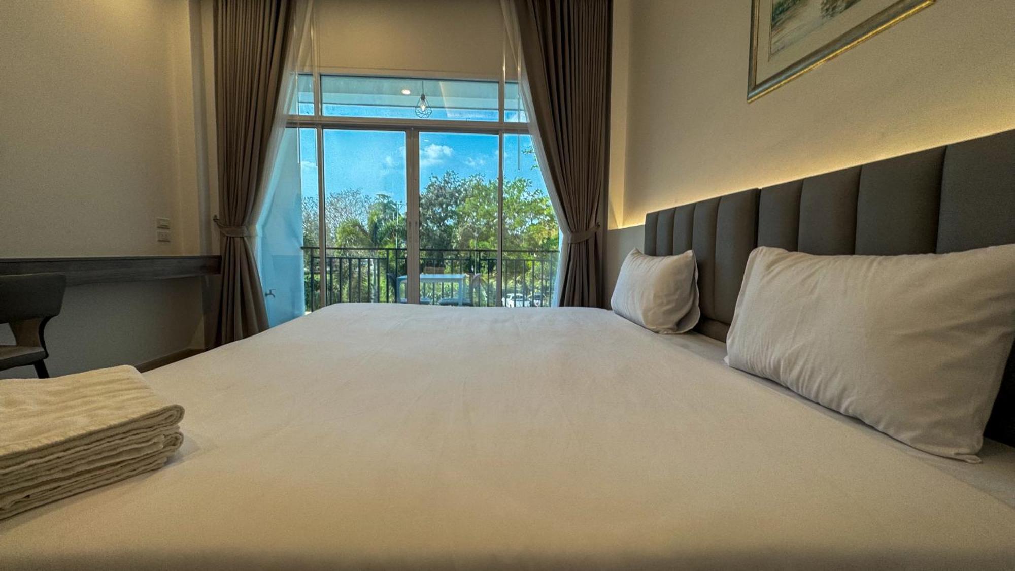 Baan Suan Khun Ta And Golf Resort Ubon Ratchathani Exterior foto