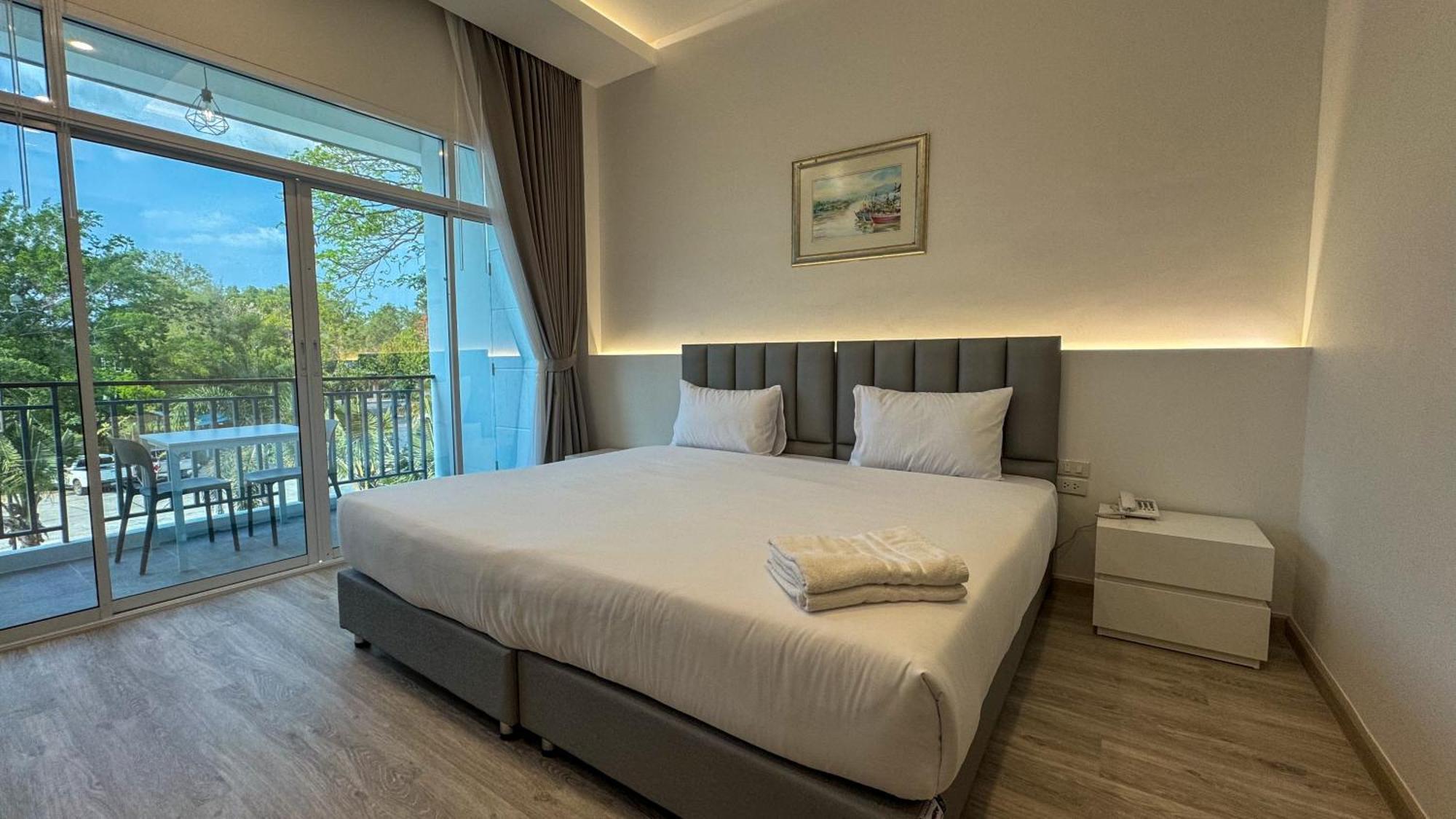 Baan Suan Khun Ta And Golf Resort Ubon Ratchathani Exterior foto